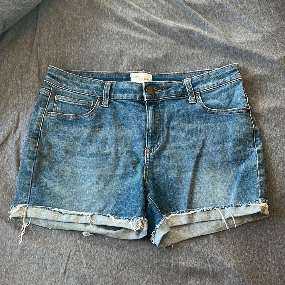 Mid-Rise Denim Shorts - 31